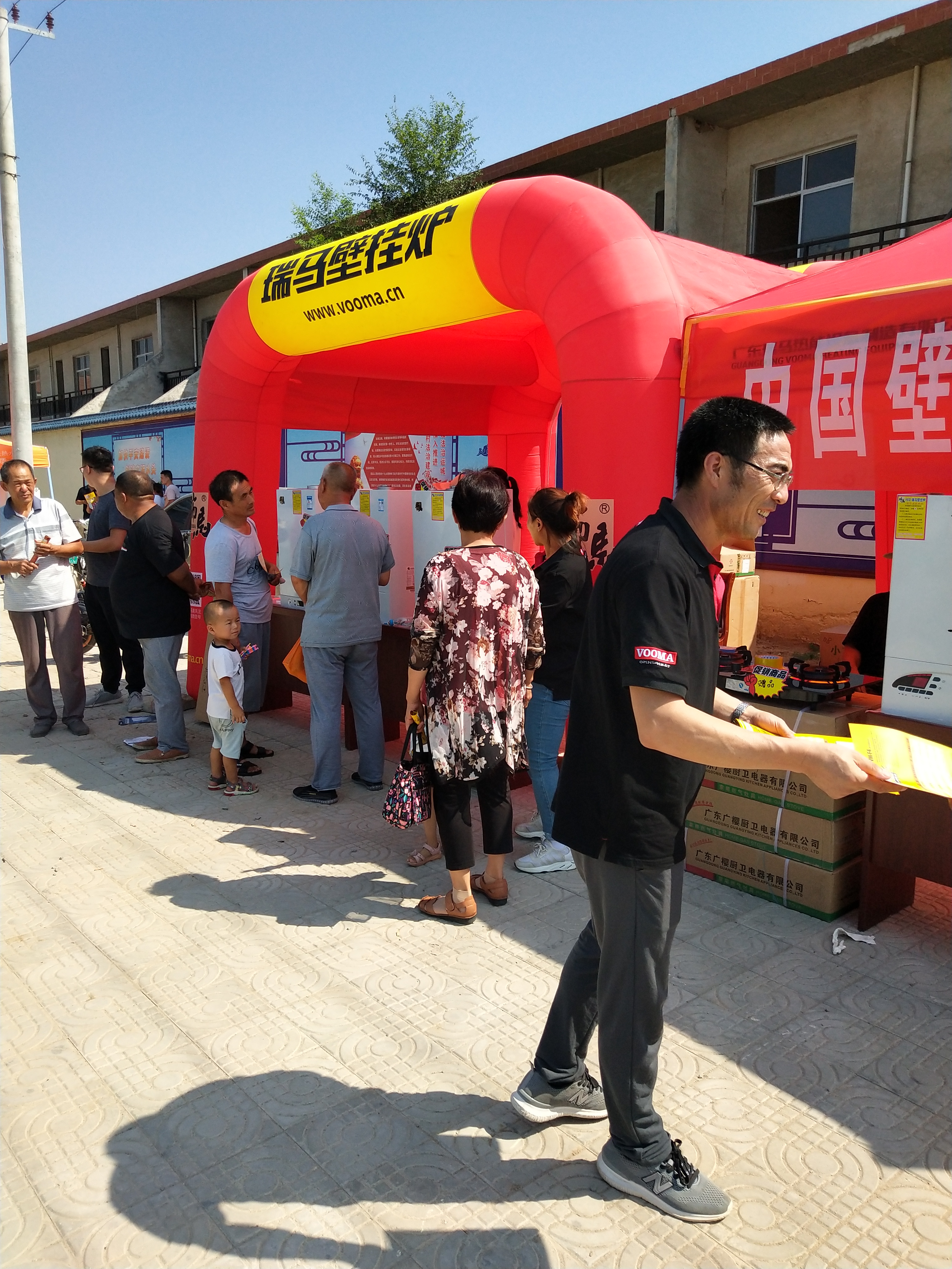 瑞馬壁掛爐日銷量過百，場面火爆！